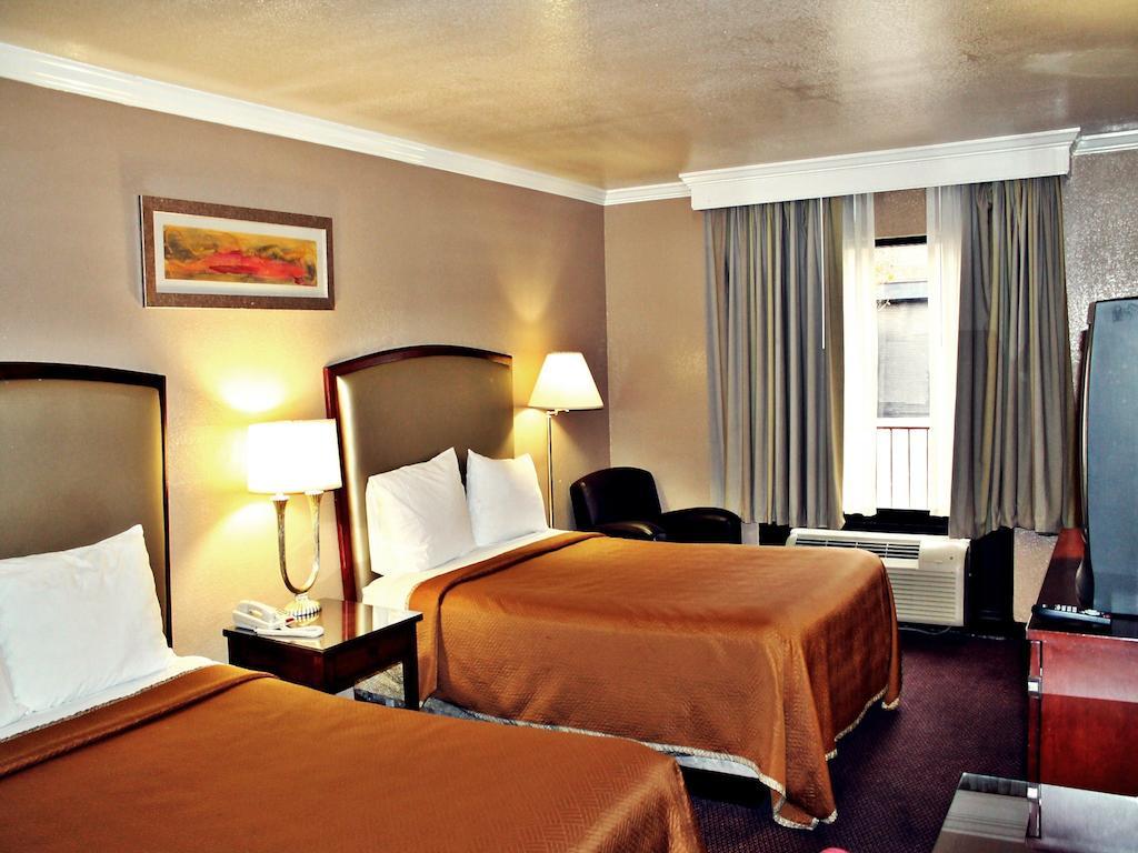 The Inn At Alamo / Riverwalk / Convention Center San Antonio Room photo