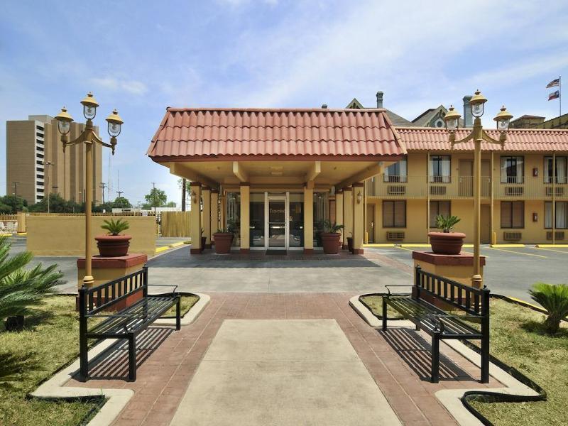 The Inn At Alamo / Riverwalk / Convention Center San Antonio Exterior photo