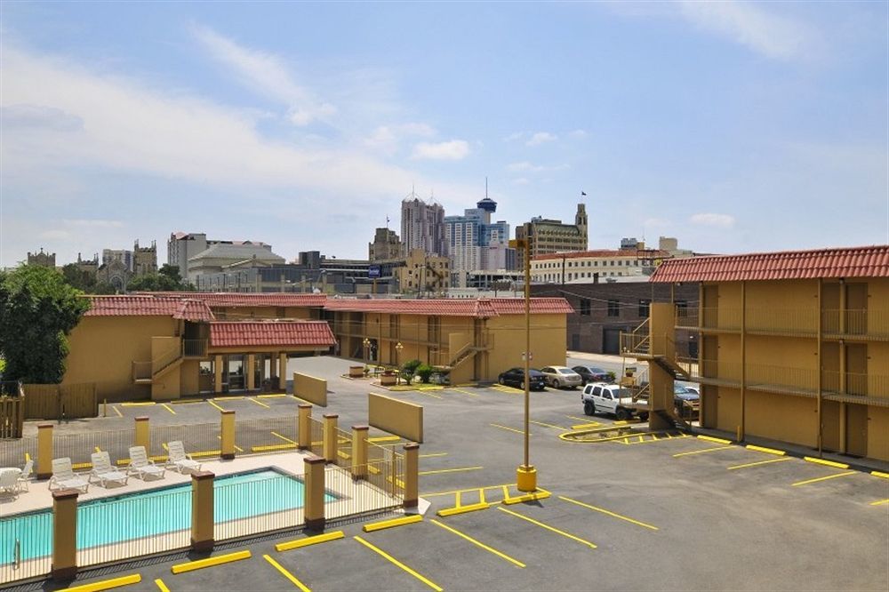 The Inn At Alamo / Riverwalk / Convention Center San Antonio Exterior photo
