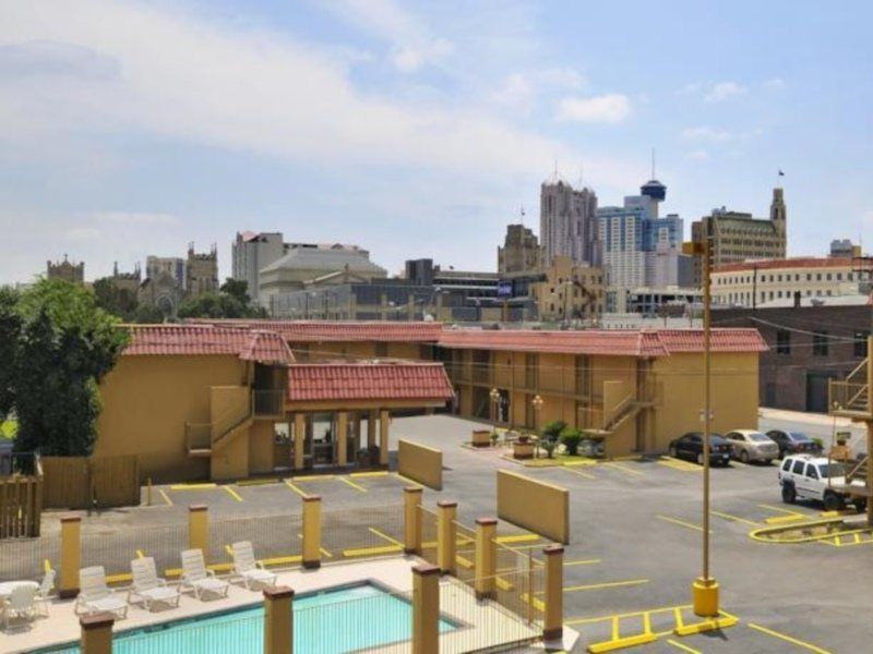 The Inn At Alamo / Riverwalk / Convention Center San Antonio Exterior photo